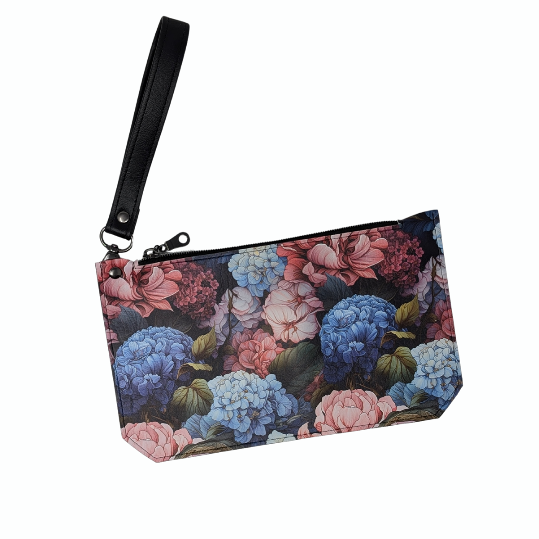 Atlas Wristlet