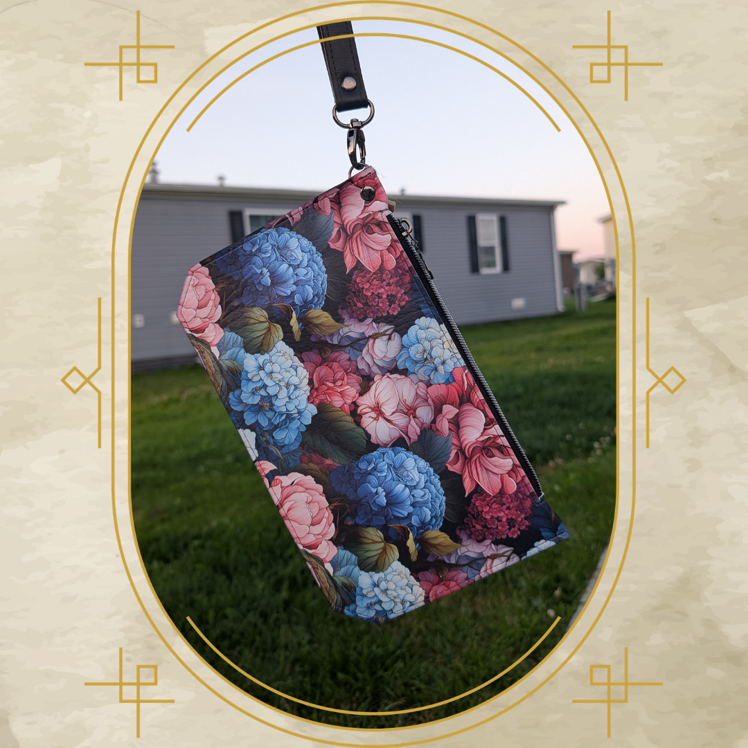 Atlas Wristlet