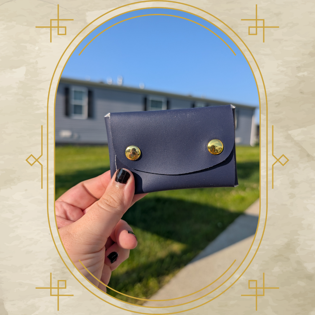 Elio Card Holder